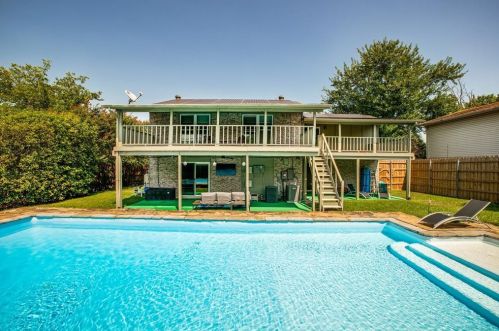 7 Justin Ct, Richardson TX  75081-2538 exterior