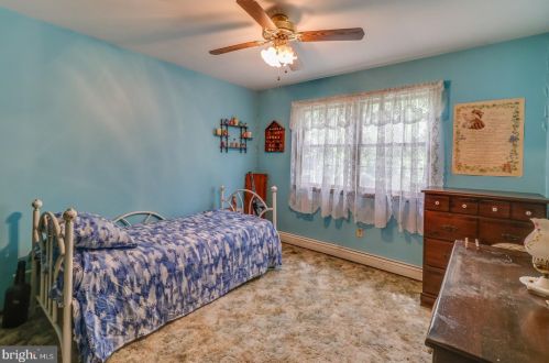 1823 Harvey Straughn Rd, Blackbird DE  19734-9646 exterior