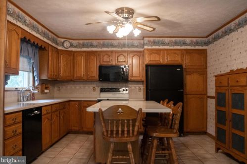 1474 Old Bernville Rd, Dauberville PA  19533-9127 exterior