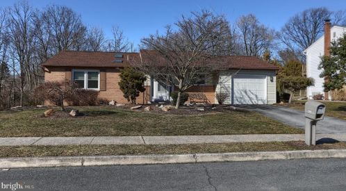 568 Wellington Rd, Harrisburg, PA 17109-5231