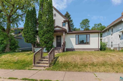 313 59th Ave, Duluth, MN 55807-1966