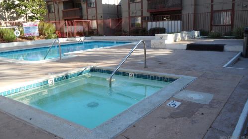 5442 Adobe Falls Rd, San Diego CA 92120-4487 exterior