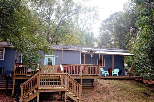3245 Majestic Dr, Huntsville, TX 77340-7810