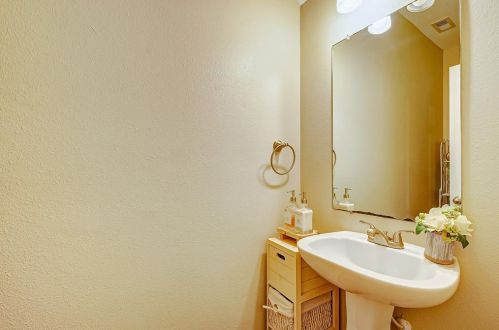 3810 Cloudbluff Ln, Richmond TX  77469-4117 exterior