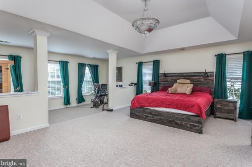 5800 Serengeti Ct, Haymarket VA  20169-3200 exterior