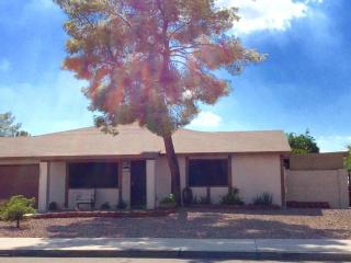 15840 20th St, Phoenix, AZ 85022-3404