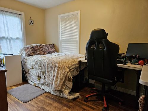 1506 Herrick St, New Castle PA  16101-8531 exterior