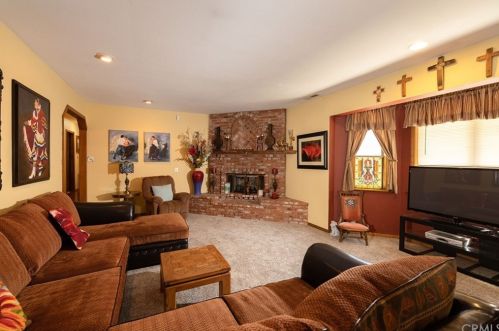 1000 Ash Ln, Big Bear City, CA 92314-9297