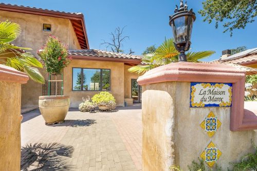 3075 Hendricks Rd, Lakeport CA  95453-8416 exterior