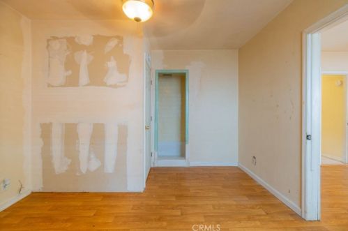 11025 Blix St, North Hollywood CA  91602-1204 exterior