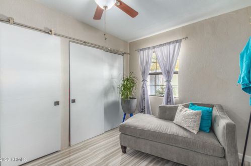 1416 Cactus Wren Dr, Phoenix AZ 85051-8107 exterior