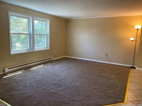 4 Beech St, Norwich CT  06360-3706 exterior