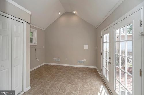 34156 Indiantown Rd, Locust Grove VA  22508-2221 exterior