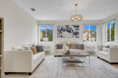 800 Palm Tree Ln, West Palm Beach, FL 33415