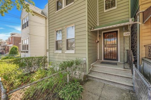 1929 Tomlinson Ave, Bronx, NY 10461-1323