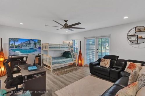 3591 177th Ave, Hollywood FL  33029-1666 exterior