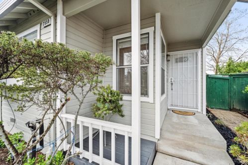 2550 Richie Pl, Santa Rosa, CA 95403-7602