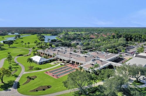 575 Avellino Isles Cir, Naples FL  26202-2379 exterior