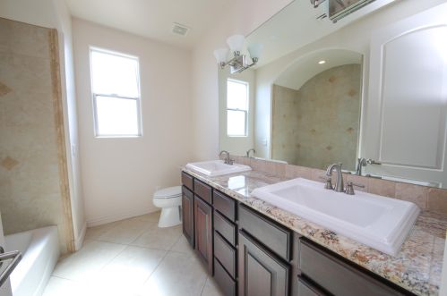 5021 Circula De Hacienda, Lake Havasu City AZ  86406-4485 exterior