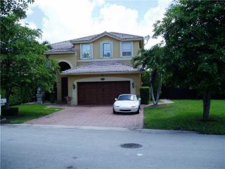 16203 43rd Ter, Miami, FL 33185-5322