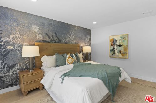 5254 Buffalo Ave, Van Nuys CA  91401-5929 exterior