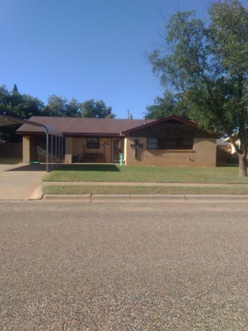 106 22nd Pl, La Mesa, TX 79331-2302
