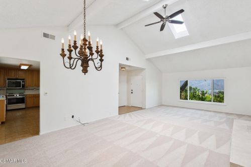 643 Dana Dr, Santa Paula CA  93060-1614 exterior