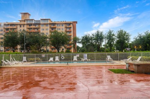 4675 18th Ct, Hialeah FL  33012-2829 exterior