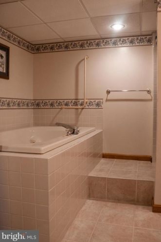 1474 Old Bernville Rd, Dauberville PA  19533-9127 exterior