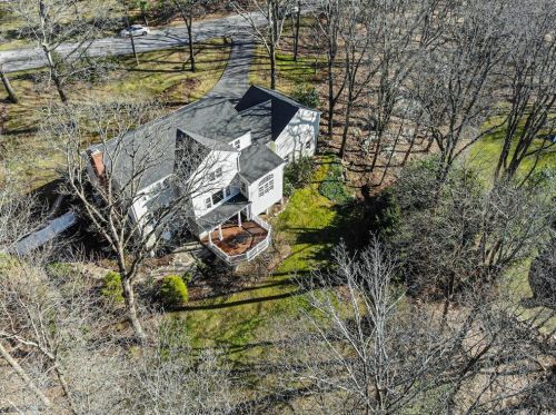 59 Mountain Peak Rd, Chappaqua, NY 10514-2109