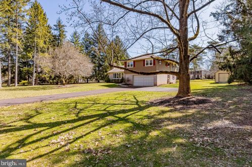 1735 Supplee Rd, Lansdale, PA 19446-5457