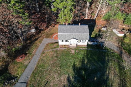 30 Porcupine Cir, Salem NH  03079-2868 exterior