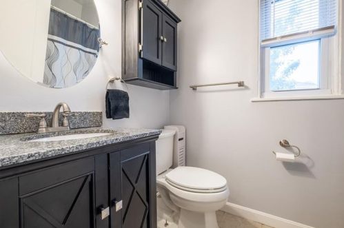 932 Goldenrod St, Whitaker PA  15120-2939 exterior