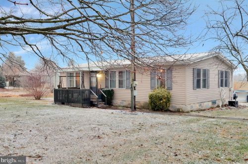 6205 Orrstown Rd, Orrstown, PA 17244-9513