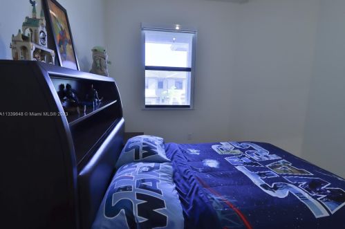 15832 91st Ct, Hialeah FL  33018-1951 exterior