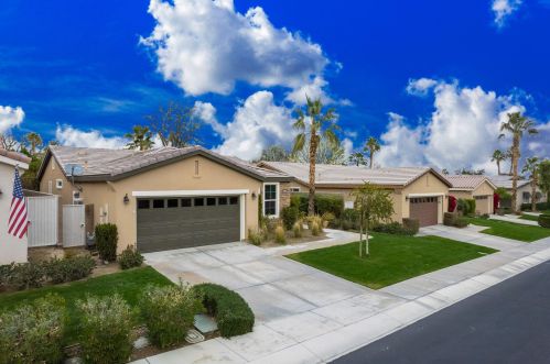 81160 Victoria Ln, La Quinta CA  92253-9351 exterior