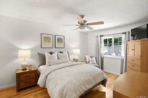 4865 Hazelnut Ave, Seal Beach CA  90740-3018 exterior