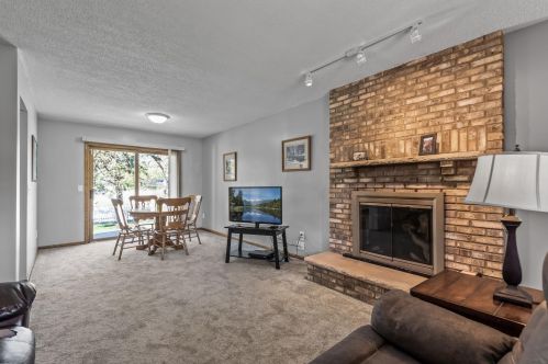 12410 Larch St, Minneapolis, MN 55448-2681