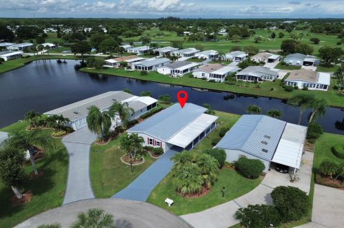 8471 Schefflera Ct, Fort Pierce FL  34952-3377 exterior