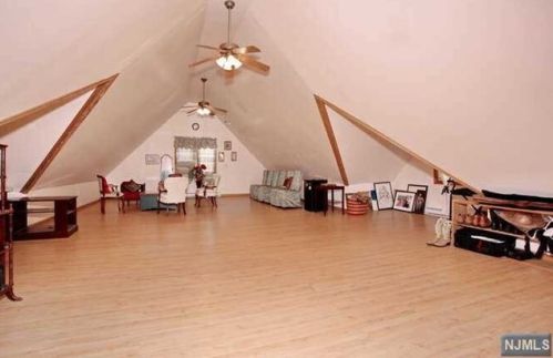 144 Main St, Ridgefield Park NJ  07660-1256 exterior