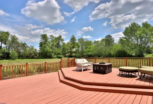 7 Pinewood Ln, Washington NJ  07882-4012 exterior