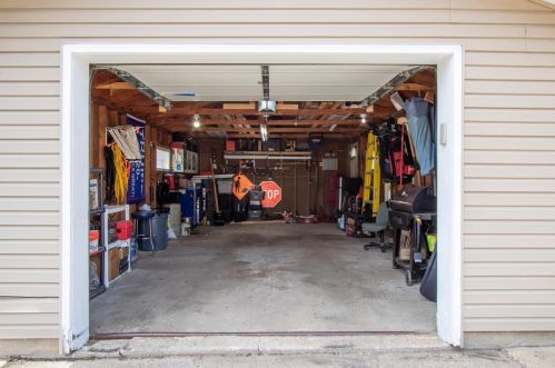 800 12th Ave, Hammond WI  54002-9322 exterior