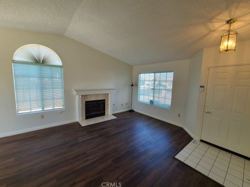 16751 Highgate Cir, Victorville, CA 92395-5796