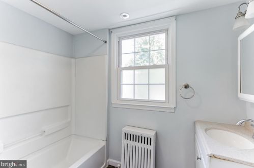 501 Delaware Ave, Lansdale PA 19446-3419 exterior