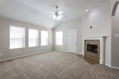 2235 Oak Rise Dr, Conroe TX  77304-5625 exterior