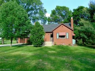 9967 Wooster Pike Rd, Seville, OH 44273-9156
