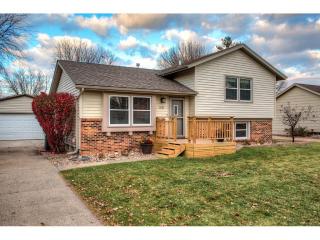 518 5th St, Ankeny, IA 50021-1913