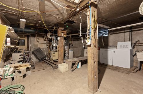 328 4th St, Litchfield MN 55355-2122 exterior