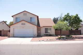 8927 Ocotillo Rd, Glendale, AZ 85305-2055