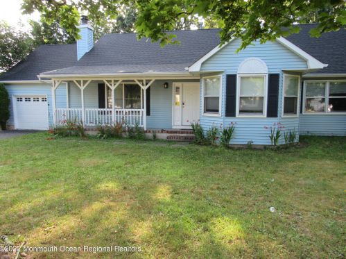 1151 Mackenzie Ct, Lakewood, NJ 08701-5869